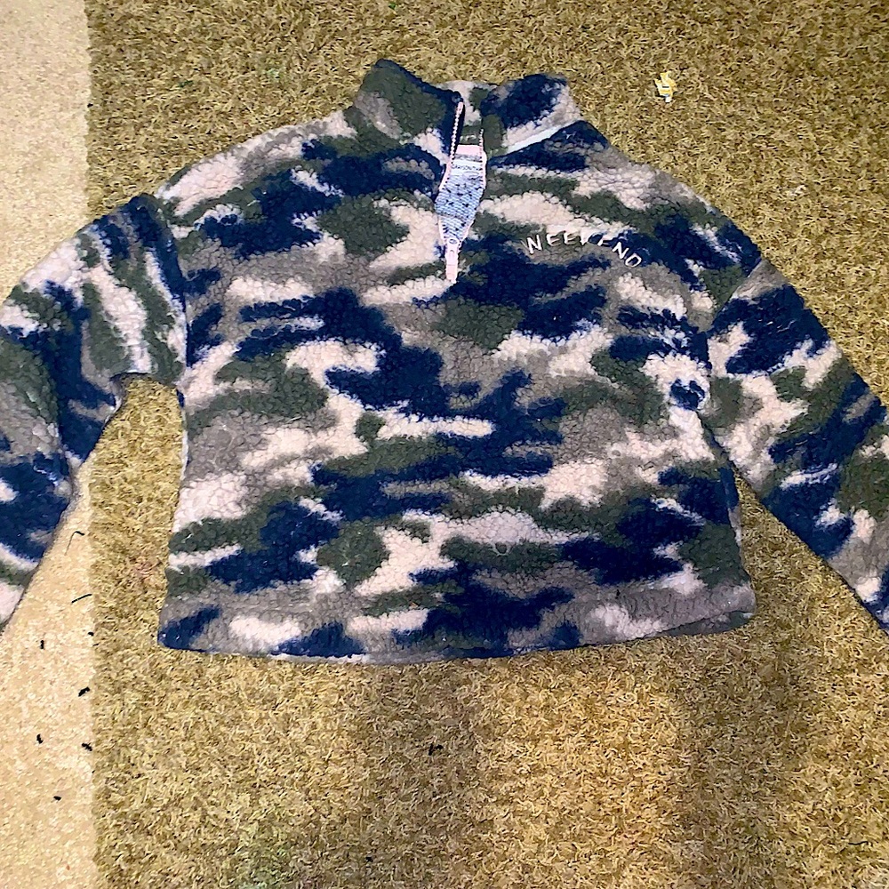 Camo Sherpa Cropped Sweatshirt